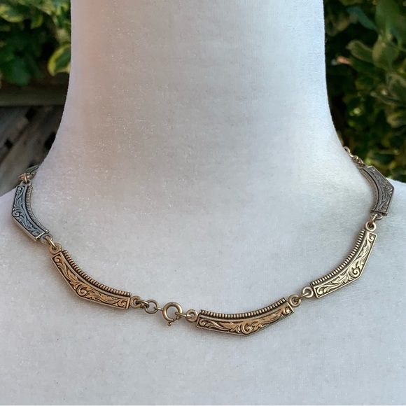 Vintage Jewelry - Vintage Gold Tone Scroll Etched Panel Collar Necklace With Multi Clasps